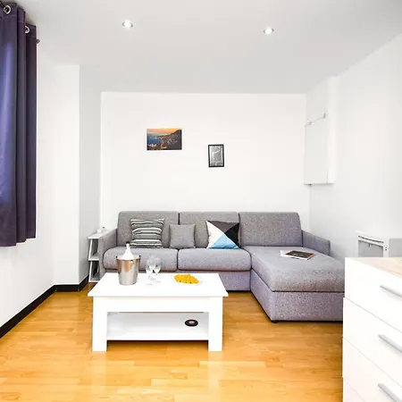 Monaco Border - Coquet Et Authentique - Fm Apartman
